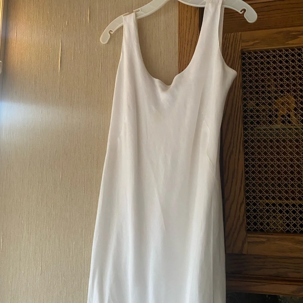 Banana Republic, Vintage Women’s Elegant White Maxi Dress, Linen, Size 10 - Picture 2 of 8